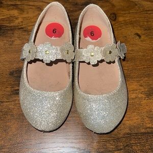 Size 6 toddler girl dress shoes